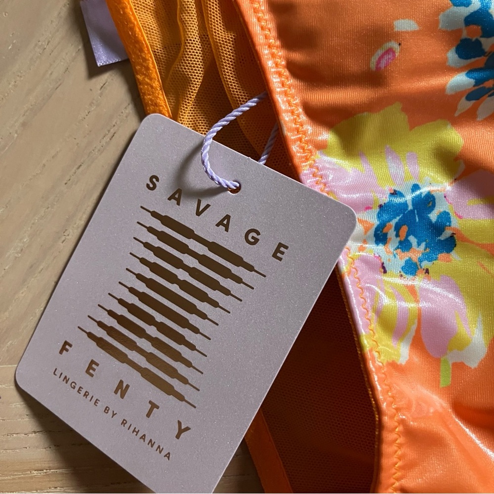 SAVAGE X FENTY Night Blooms High Leg Bikini Orange Creme Bedtime Bouquet M NWT - Picture 11 of 14